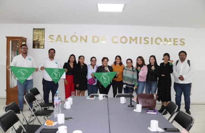 ATIENDE LA DIPUTADA RUTH RODRÍGUEZ A COLECTIVOS FEMINISTAS DE LA CAMPAÑA ABORTO LEGAL MORELOS Y PIIAF