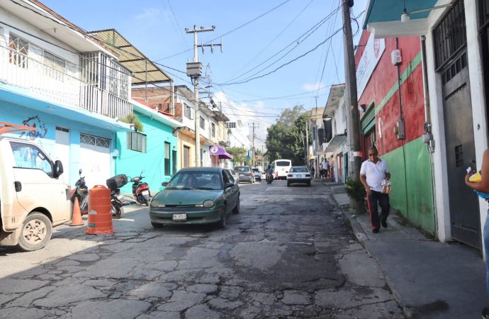 GESTIONA DIPUTADO RAFA REYES REHABILITACIÓN DE LA AVENIDA CHAPULTEPEC, EN EL TRAMO JIUTEPEC-CUERNAVACA