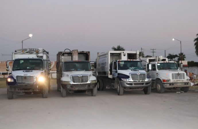 Inician trabajos de recolección de basura 4 camiones y otro más estará listo mañana.