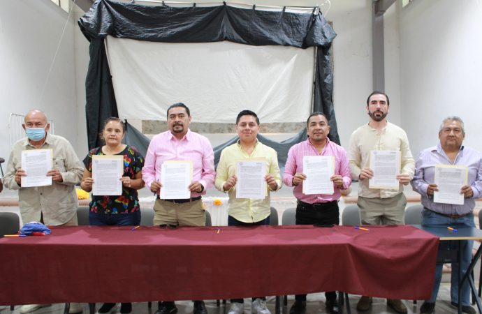Ayuntamiento de Jojutla firma de convenio con cámaras de comercio