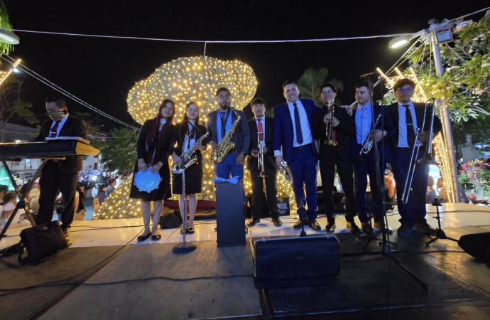 “JUNTOS POR AMOR A CUAUTLA”