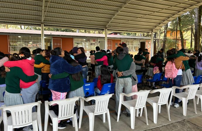 fotonota 760 TUJPA fortalece la prevención del delito en Huitzilac con conferencias sobre crianza positiva y uso seguro de redes sociales