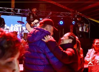 Trabajar por la gente, es el verdadero espíritu navideño, afirmó la líder del PT, Tania Valentina Rodríguez Ruiz.