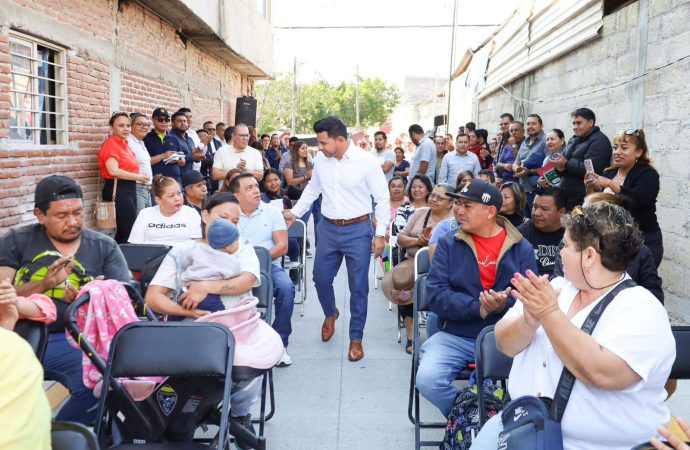 ENTREGA “CHALO” FLORES OBRAS DE PAVIMENTACIÓN EN UNIDAD MORELOS