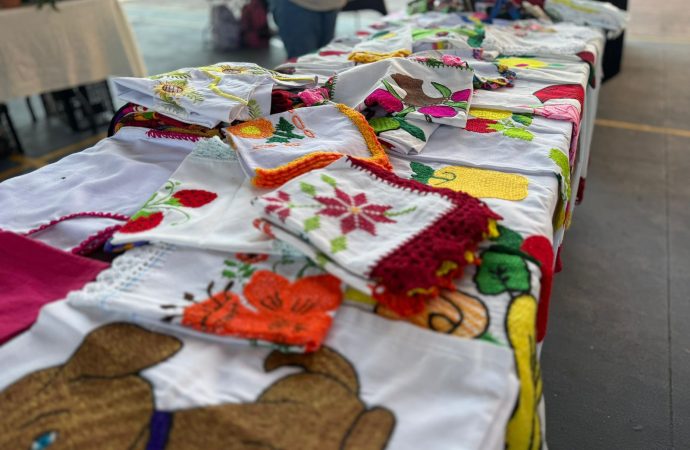 El Gobierno Municipal de Tlaquiltenango, que preside Enrique Alonso Plascencia, a través de la Dirección de Equidad e Igualdad de Género y Diversidad Sexual, llevó a cabo el Mercadito Inclusivo en el marco del Mes de la Mujer.