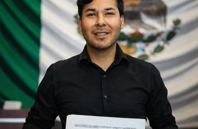 Diputado Gerardo Abarca Peña firma convenio con Grupo CEDVA para impulsar capacitación técnica