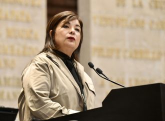 Diputada Meggie Salgado impulsa propuesta paramodernizar la movilidad en aeropuertos rumbo al