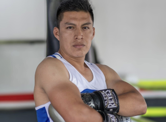 LISTOS BOXEADORES DE ESCUELA DE BOX XOCHITEPEC PARA SUBIR AL CUADRILÁTERO