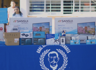 El Ayuntamiento de Tlaquiltenango, que preside Enrique Alonso Plascencia, a través del programa “Ojo Seguro” y del C2 (Centro de Comando) del municipio, llevó a cabo la instalación de cámaras de seguridad en la primaria “General Celerino Manzanares”, ubicada en la colonia Manzanares.