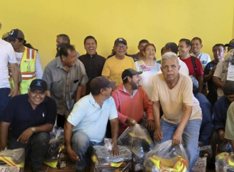 ENTREGA AYUNTAMIENTO DE JOJUTLA UNIFORMES A PERSONAL SINDICALIZADO