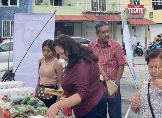Llevan Juan Ángel Flores Bustamante y asociación Impulsa, beneficios a Patios de la Estación