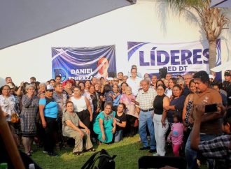 Diputado local Daniel Martínez Terrazas se reúne con lideresas y líderes de colonias en Cuernavaca
